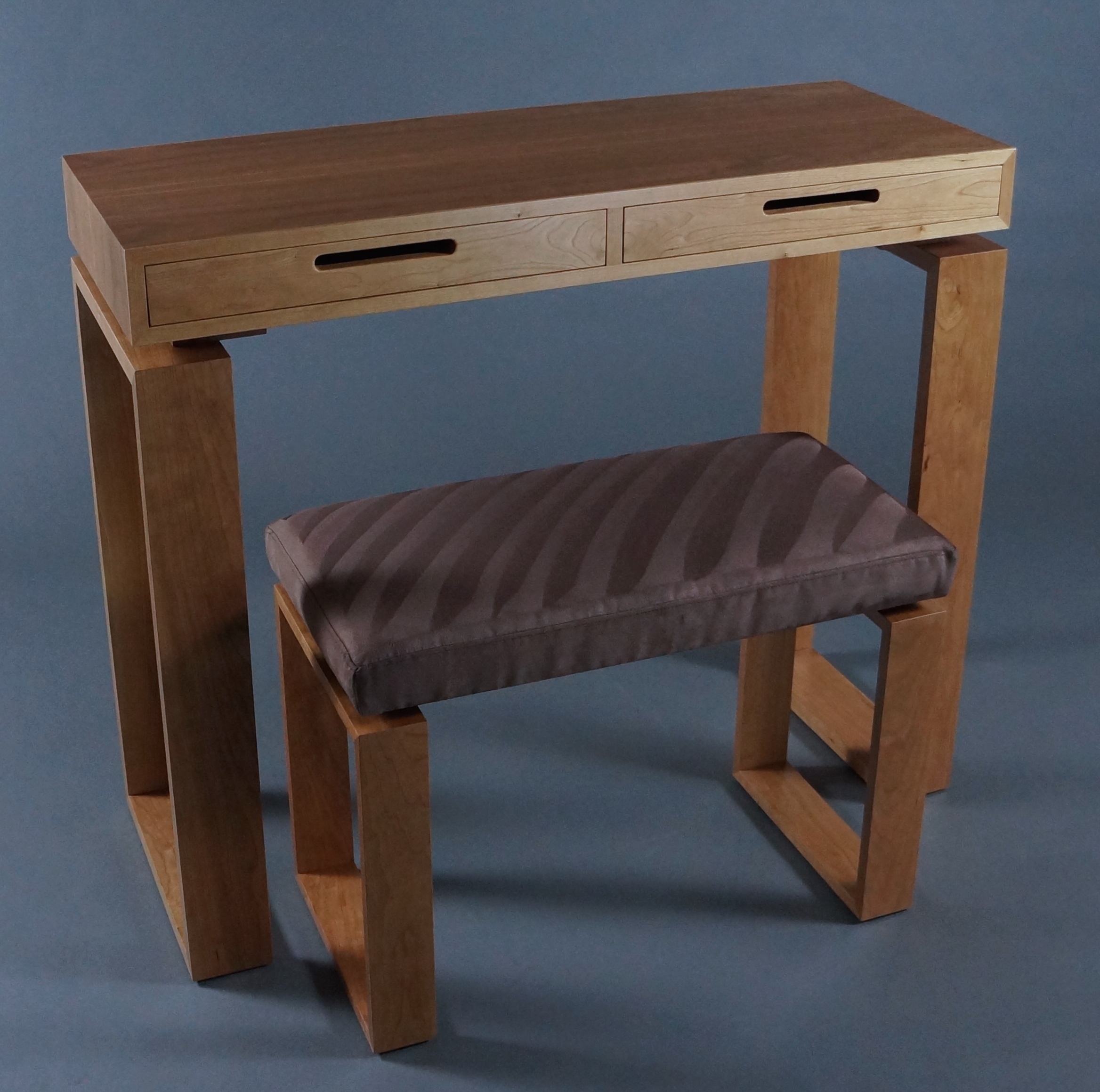 Entry Console & Bench